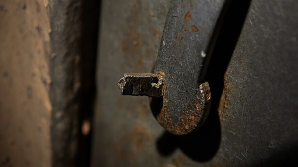 Aggraver une serrure avec une clé cassée : actions à éviter